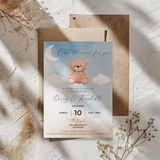 Uitnodiging voor babyshower met teddybeer ‘over the moon’ blauw ontwerp