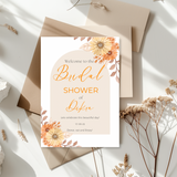 Tafelkaart voor bridal shower met beige boog met oranje bloemen ontwerp