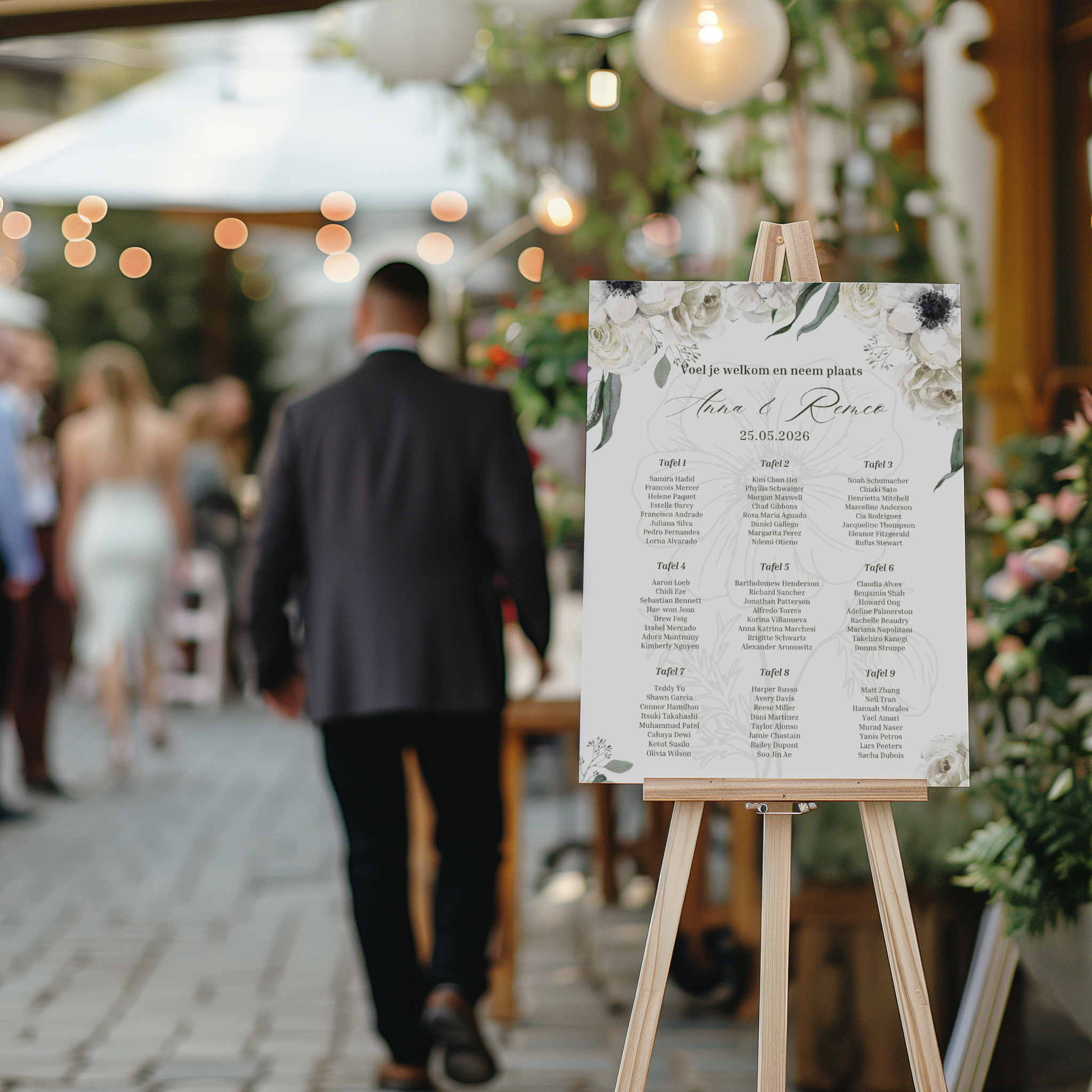 Seating-chart voor bruiloft met witte bloemen ontwerp
