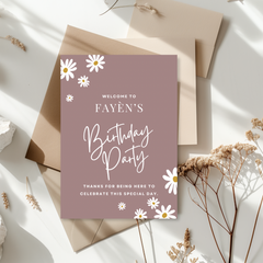 Tafelkaart voor verjaardag met madeliefjes dusty mauve ontwerp - Creations and More