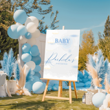 Welkomstbord voor babyshower met blauwe wolken ontwerp