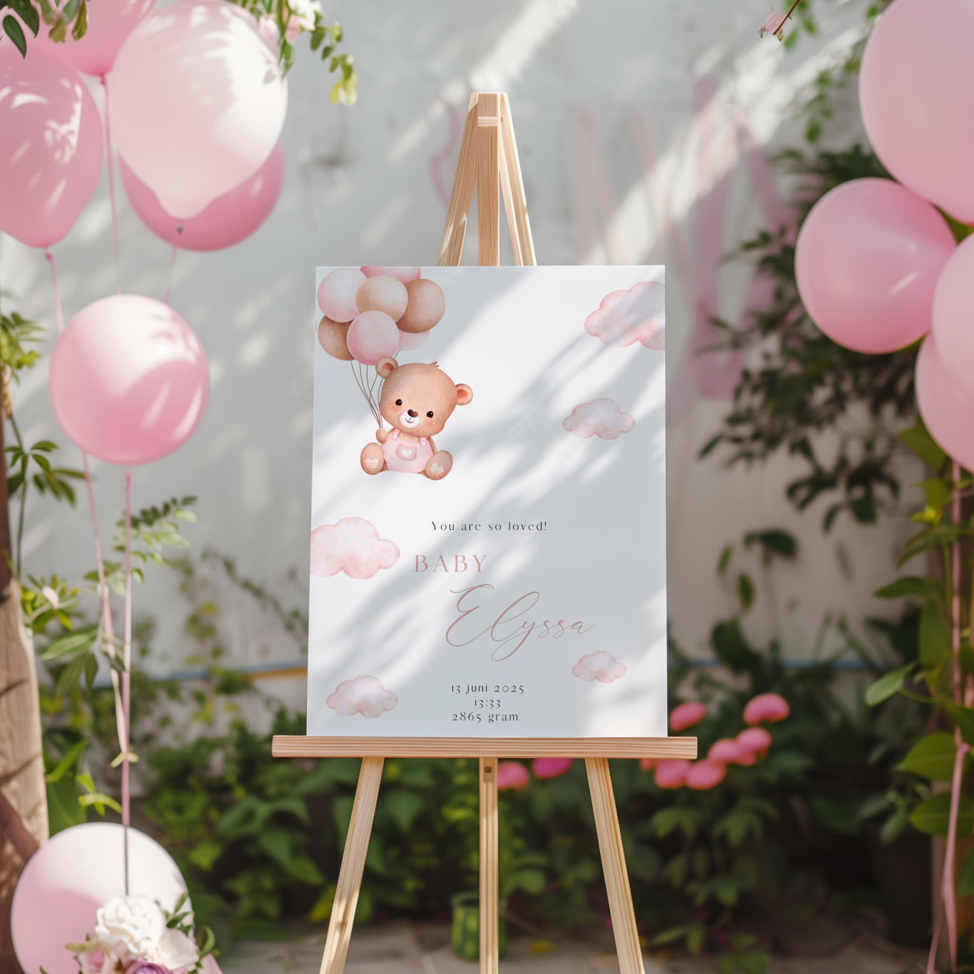 Welkomstbord voor geboorte met beertje met roze ballonnen ontwerp