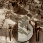 Kaart voor bruiloft met menukaart – gestreept ontwerp