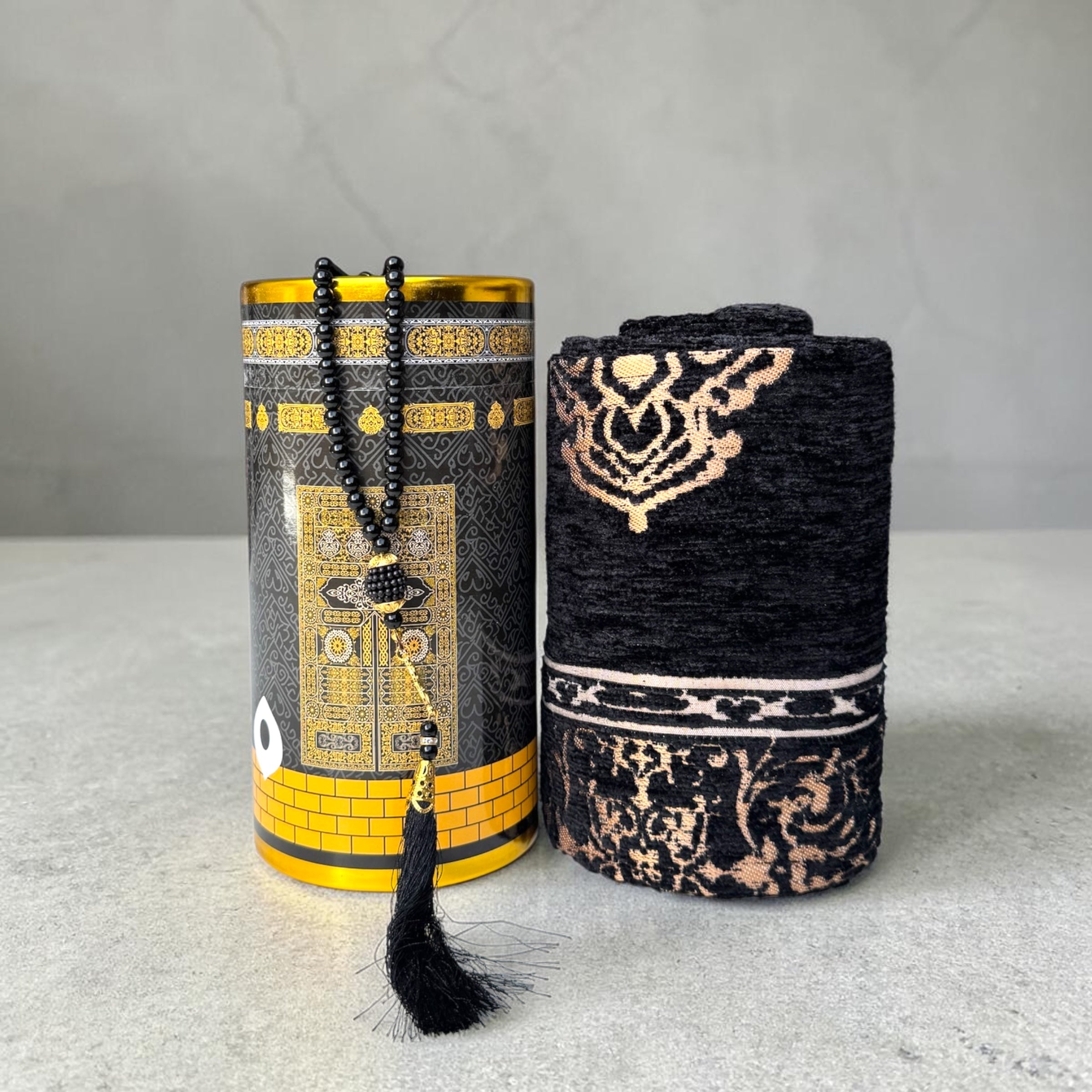 Kaaba gebedskleed zwart goud met tasbih hajj en umrah cadeau islamitisch cadeau luxe zachte stof en stijlvol design