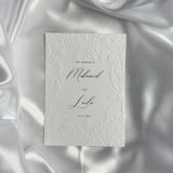 Luxe embossed tafelkaart voor je bruiloft, elegant en chique, productfoto 2 - Creations and More