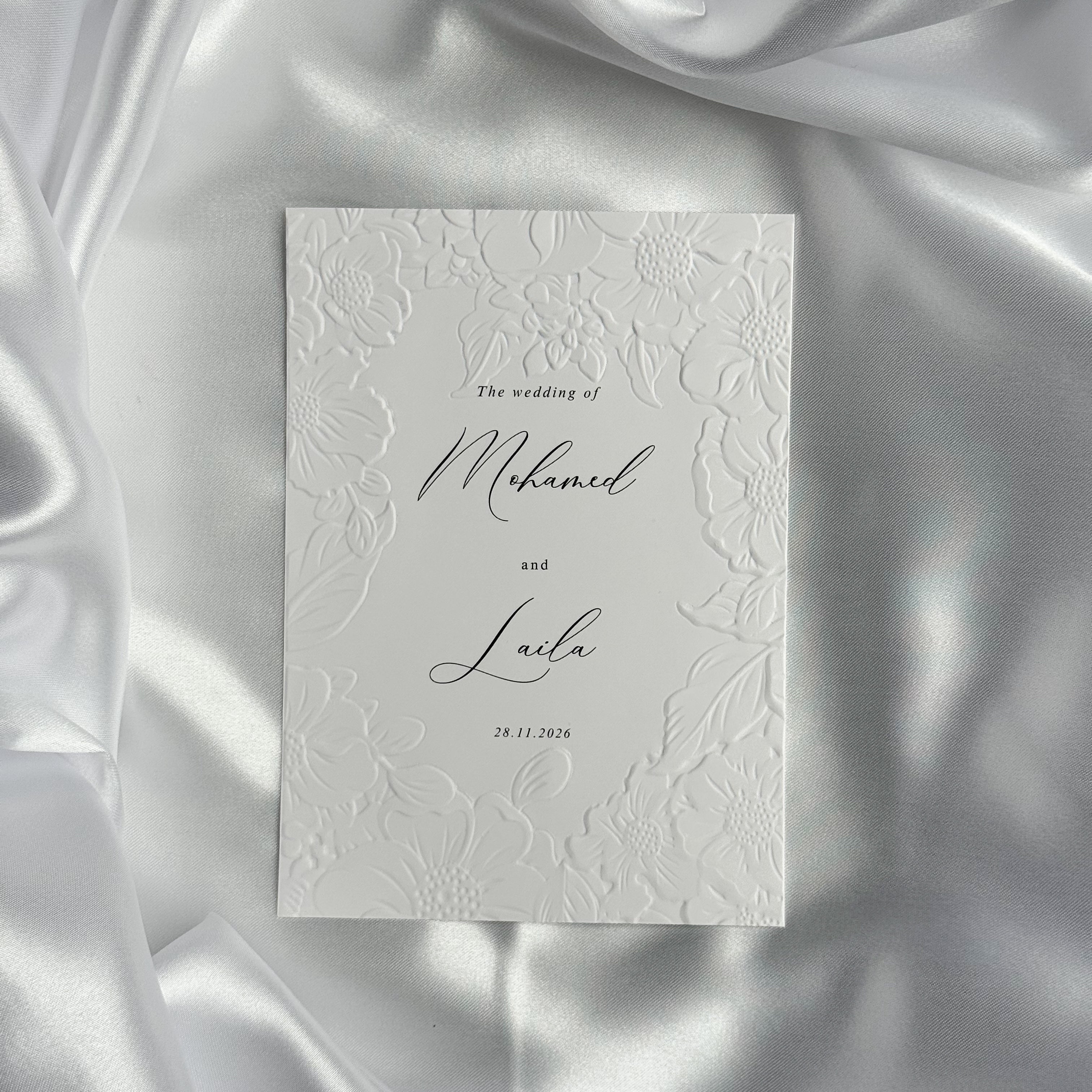 Luxe embossed tafelkaart voor je bruiloft, elegant en chique, productfoto 2 - Creations and More