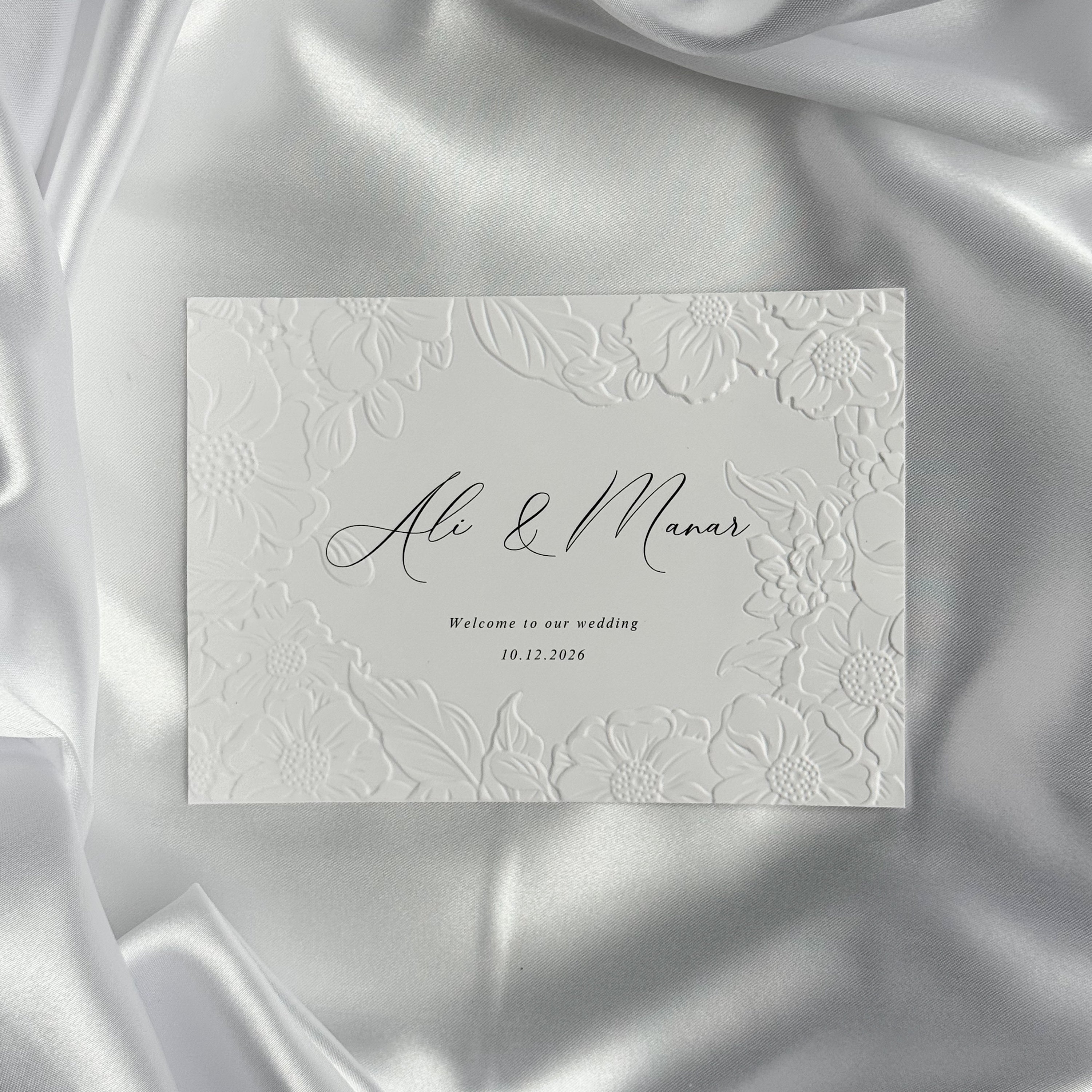 Luxe embossed tafelkaart voor je bruiloft, elegant en chique, productfoto 4 - Creations and More