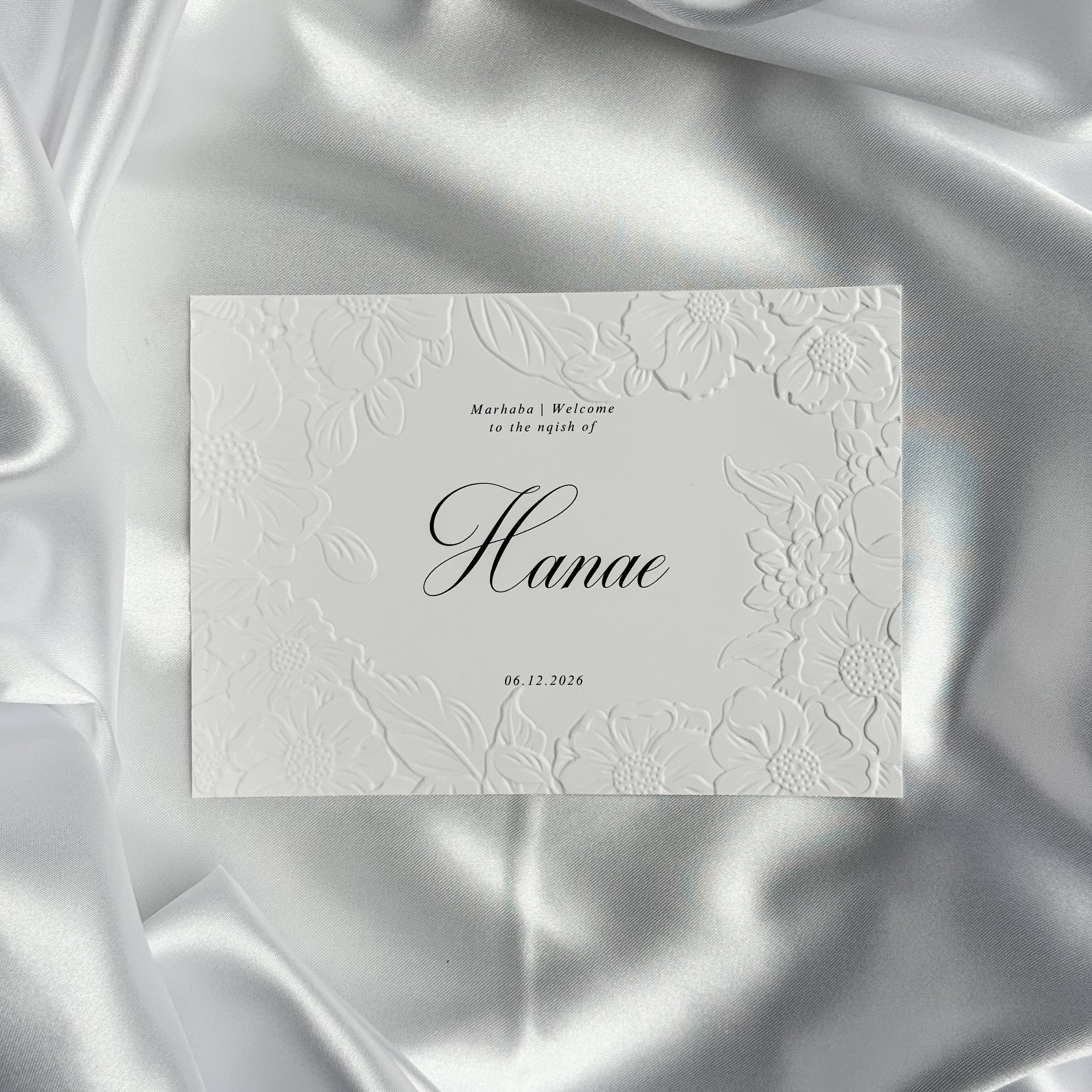 Luxe embossed tafelkaart voor henna / kına, klassiek met zwarte sierletters, productfoto 6 - Creations and More