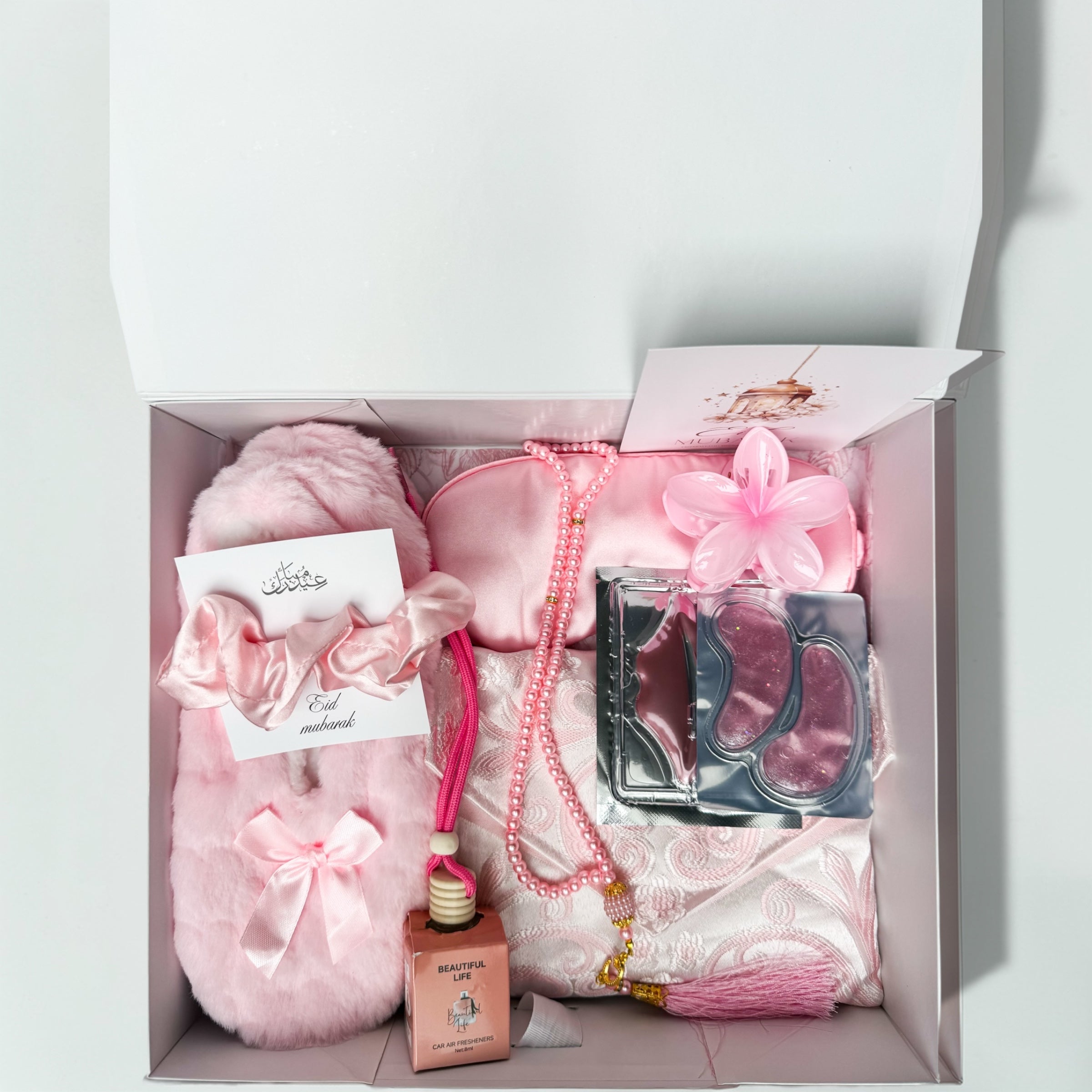 Eid giftbox roze met gebedskleed en selfcare producten cadeau